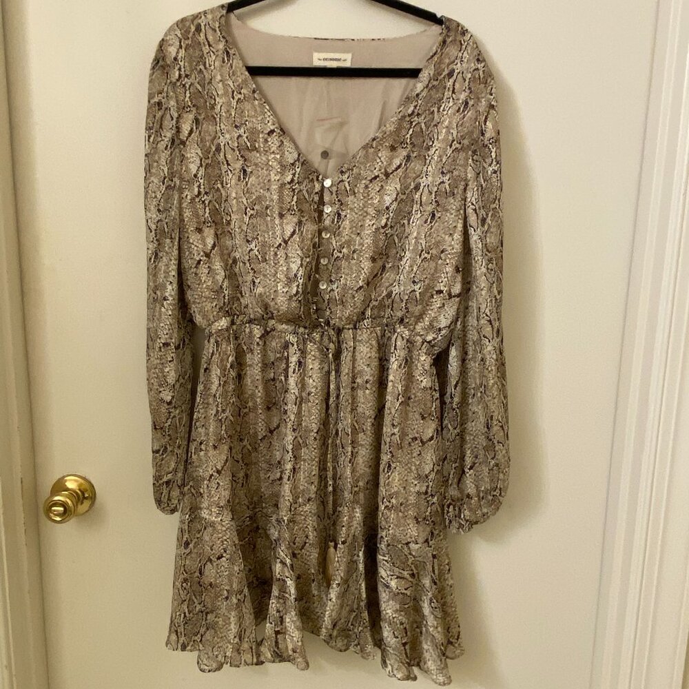 Like New Beige ee:some dress